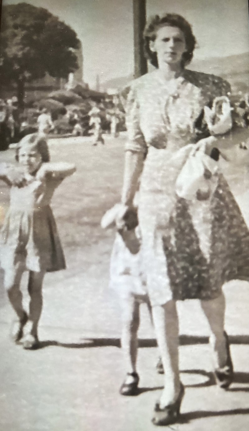 Christine Smith With Her Mum, Probably In Dunoon image